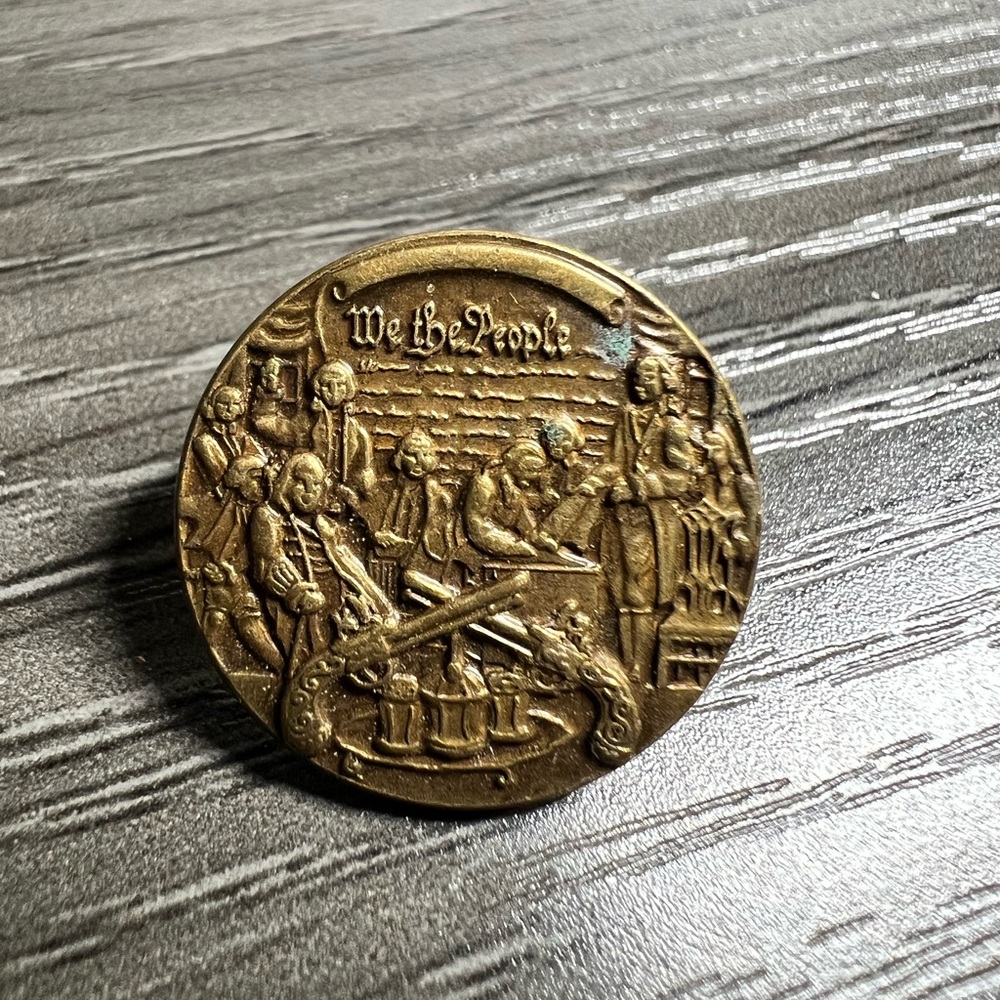 Vintage NRA We the People Constitution pin